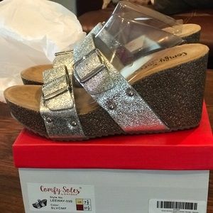 Wedges from Bamboo 7 1/2 NWT